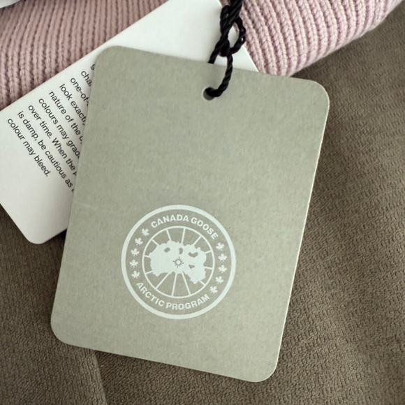 Canada Goose - Arctic Toque Garment Dye Wool Hat - Picture 7 of 8